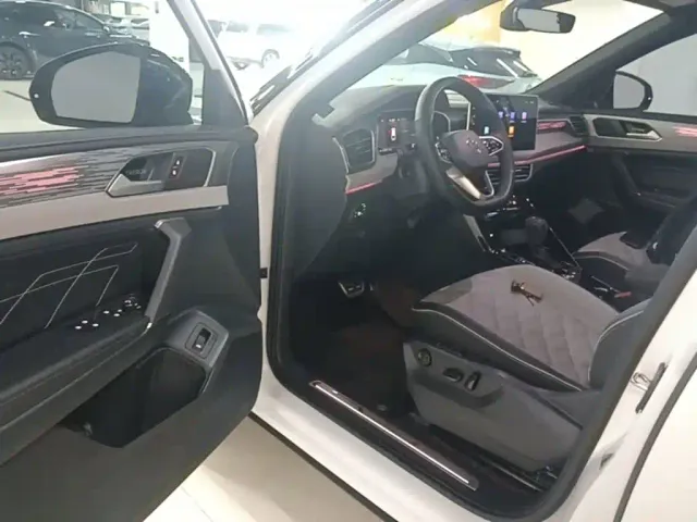 Volkswagen Tayron X — Фото автомобиля 15