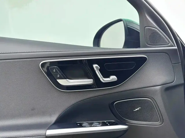 Mercedes-Benz C-Class — Фото автомобиля 14
