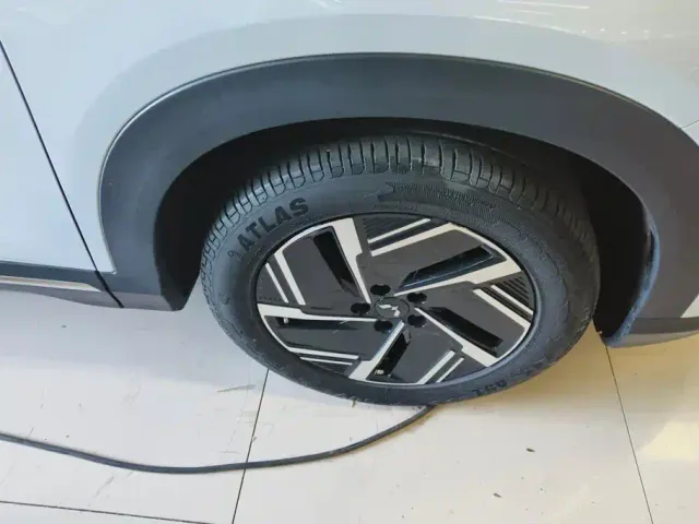 Wuling Starlight S — Фото автомобиля 6