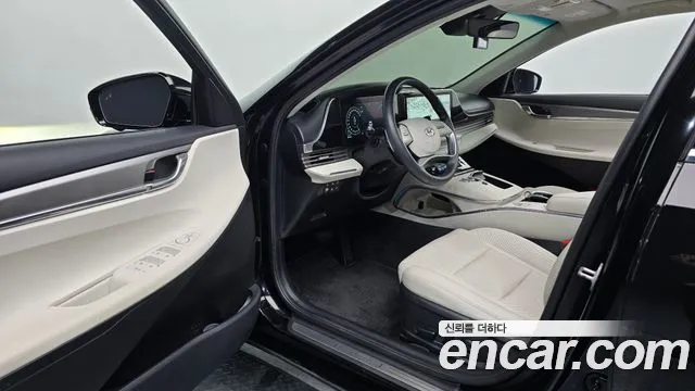 Hyundai Grandeur (New) Hybrid — Фото автомобиля 15