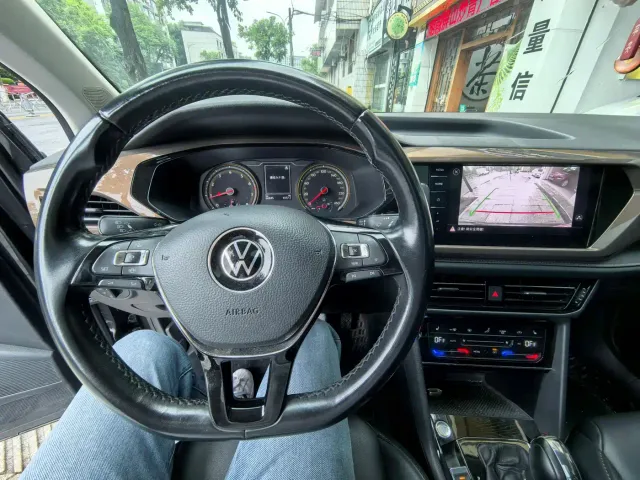 Volkswagen Tharu — Фото автомобиля 14