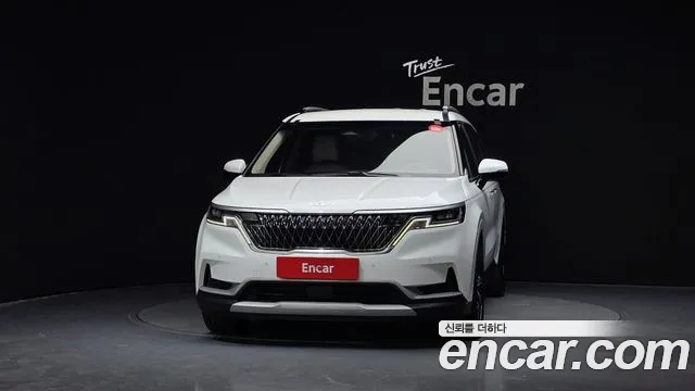 Kia Canival — Фото автомобиля 3
