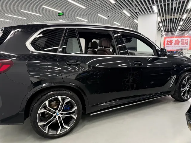 BMW X5 — Фото автомобиля 4