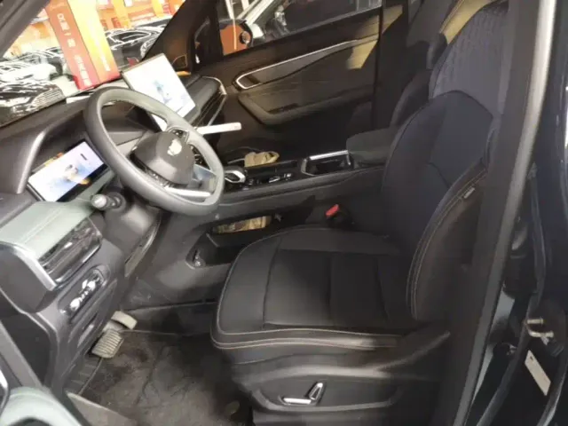Geely Haoyue L — Фото автомобиля 14