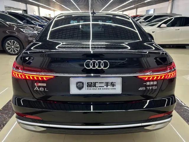 Audi A6L — Фото автомобиля 4