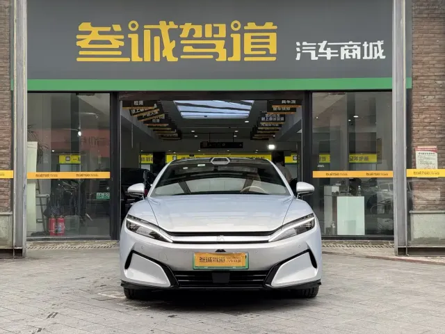 BYD Han L — Фото автомобиля 2