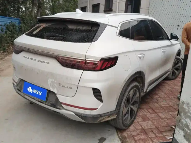 BYD Song PLUS — Фото автомобиля 3