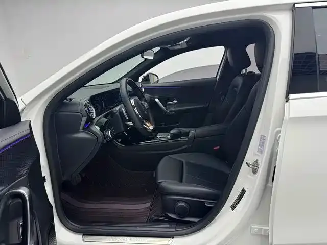 Mercedes-Benz A-Class — Фото автомобиля 13
