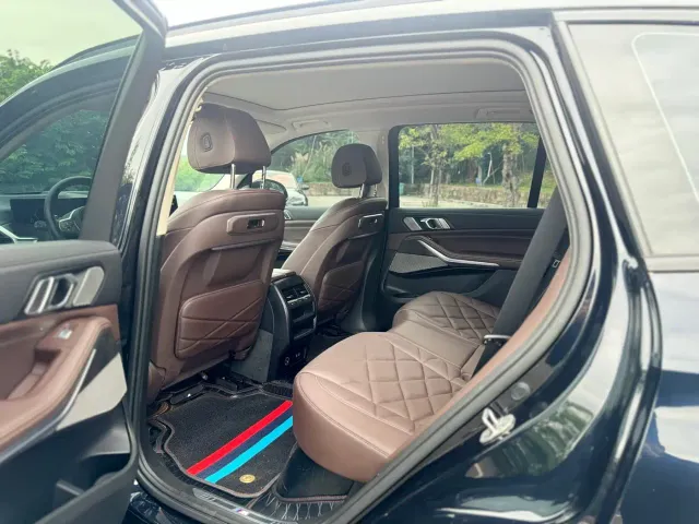 BMW X5 — Фото автомобиля 8