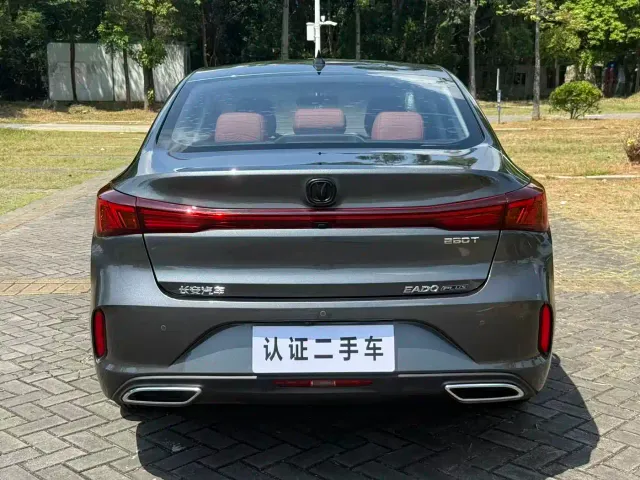 Changan Eado — Фото автомобиля 13