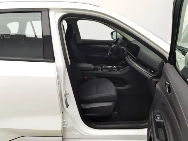 Ford Lingrui 2023 Model EcoBoost 170 Comfort Leading — Фото автомобиля 23
