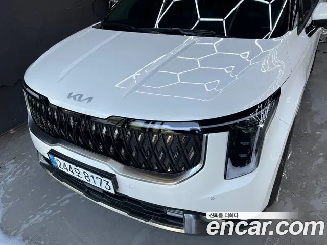 Фотография автомобиля — Kia Carnival Generation 4