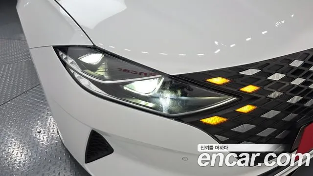 Hyundai Grandeur — Фото автомобиля 20