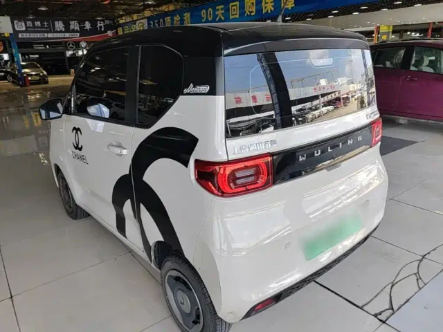 Wuling Hongguang Mini EV — Фото автомобиля 4