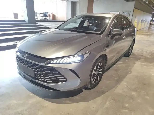 Фотография автомобиля — BYD Qin PLUS