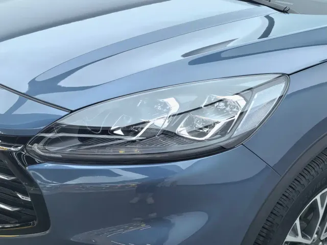 Ford Escape — Фото автомобиля 9