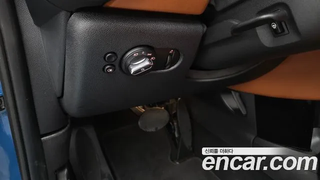 Mini Cooper — Фото автомобиля 17