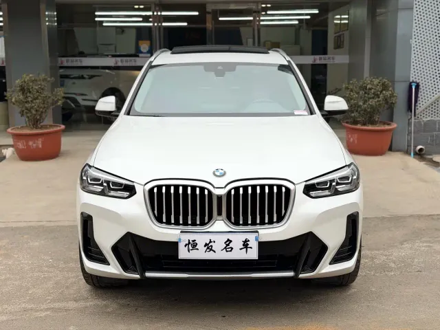 BMW X3 — Фото автомобиля 4
