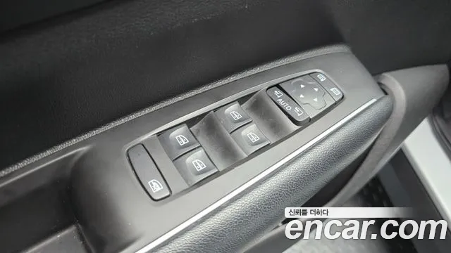 Renault-KoreaSamsung QM6 Новый QM6 2.0 GDe LE Signature 2WD — Фото автомобиля 14