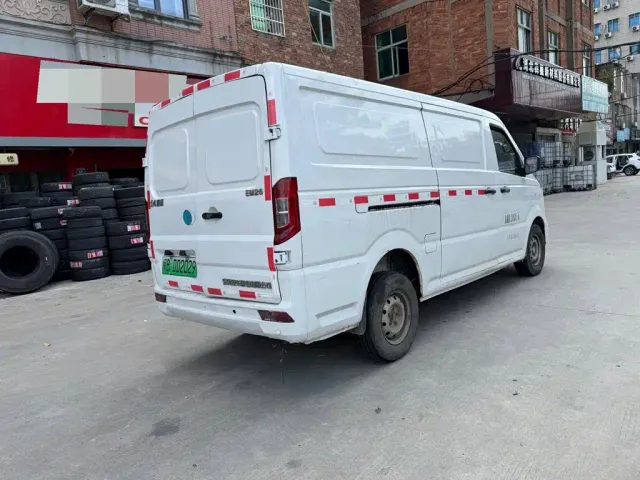 Dongfeng Yufeng Yufeng EM26 — Фото автомобиля 5
