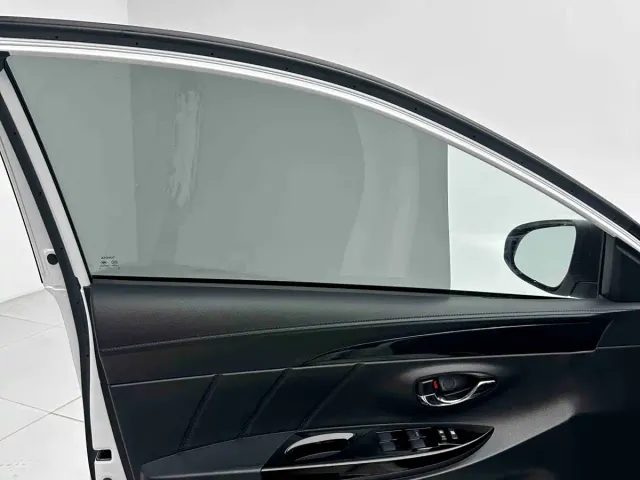 Toyota YARiS L Zhi Xuan — Фото автомобиля 14
