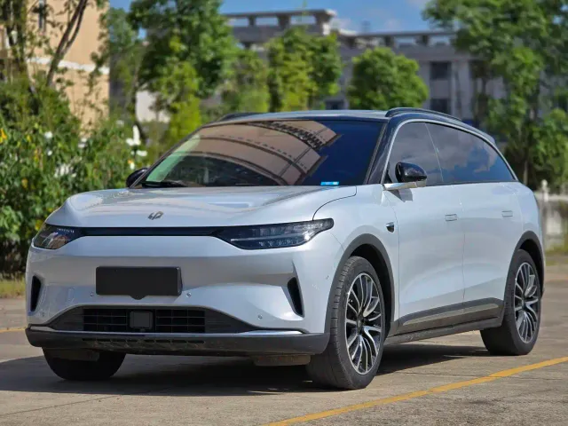 Фотография автомобиля — Leapmotor C11