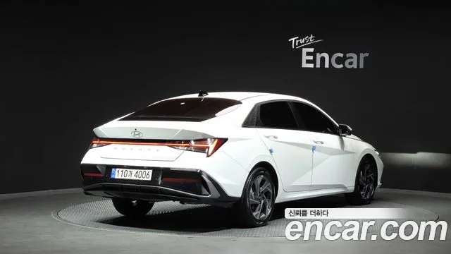 Hyundai Avante — Фото автомобиля 2