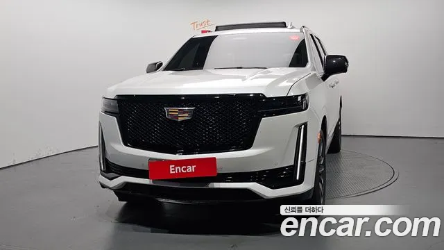 Cadillac Escalade Escalade 5 поколение — Фото автомобиля 3