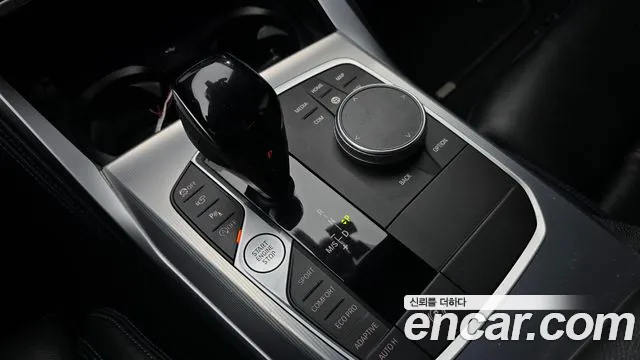 BMW 4 Series G22 — Фото автомобиля 9