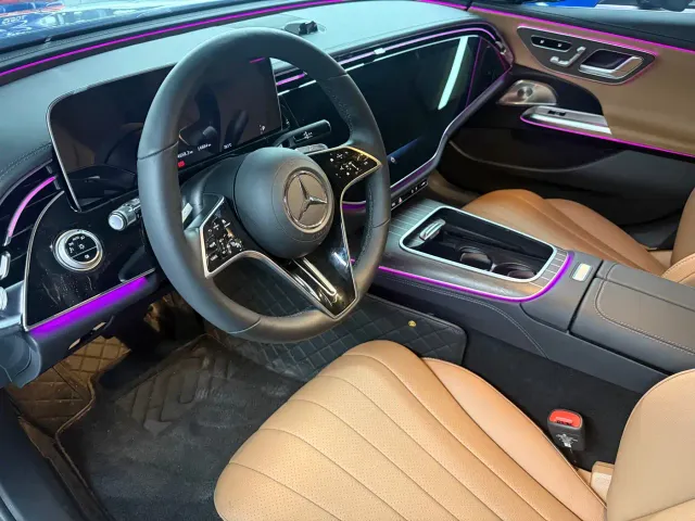 Mercedes-Benz E-Class — Фото автомобиля 6