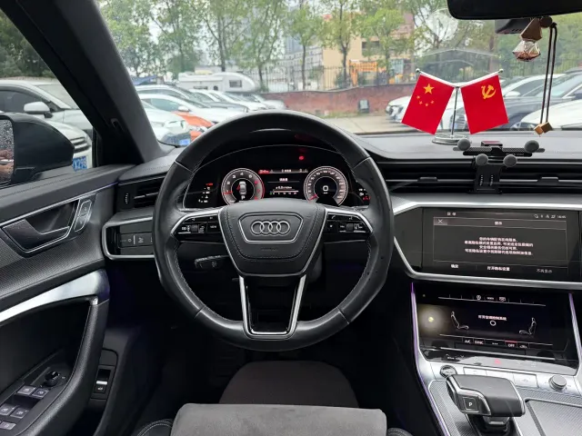 Audi A6L — Фото автомобиля 15