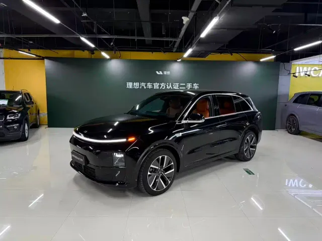 Фотография автомобиля — Li Auto L6