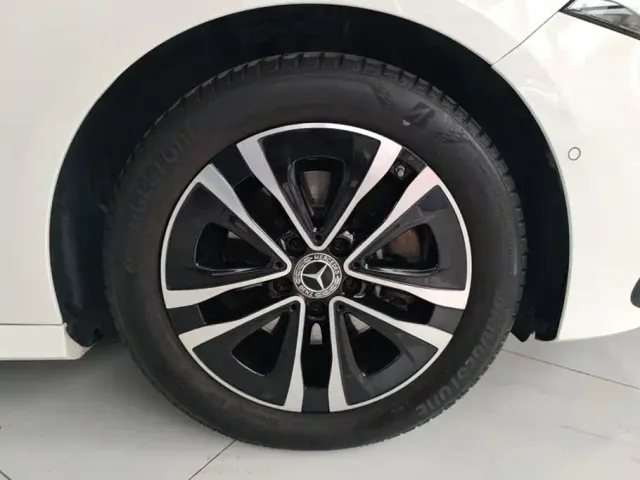 Mercedes-Benz A-Class — Фото автомобиля 6