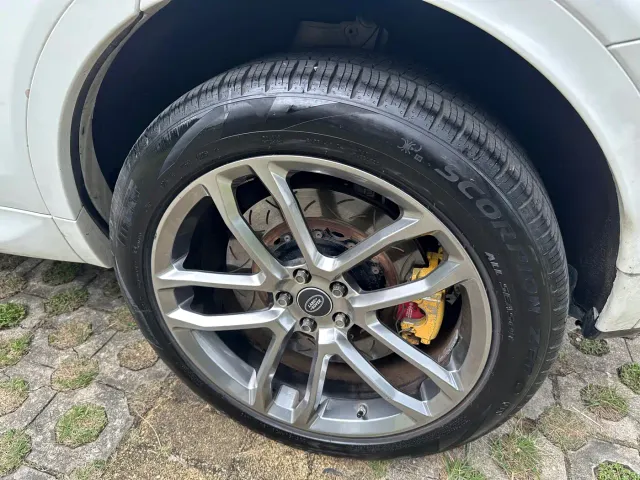 Land Rover Discovery Sport — Фото автомобиля 9