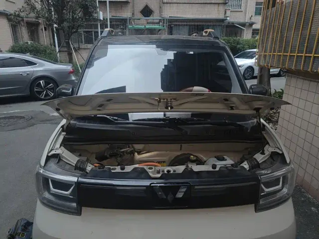 Wuling Hongguang Mini EV — Фото автомобиля 16
