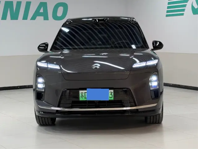 Nio ES8 — Фото автомобиля 2
