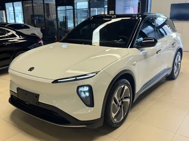 Nio ES6 — Фото автомобиля 10