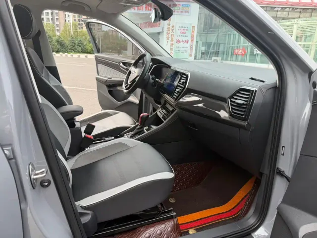 Jetta VS7 — Фото автомобиля 11