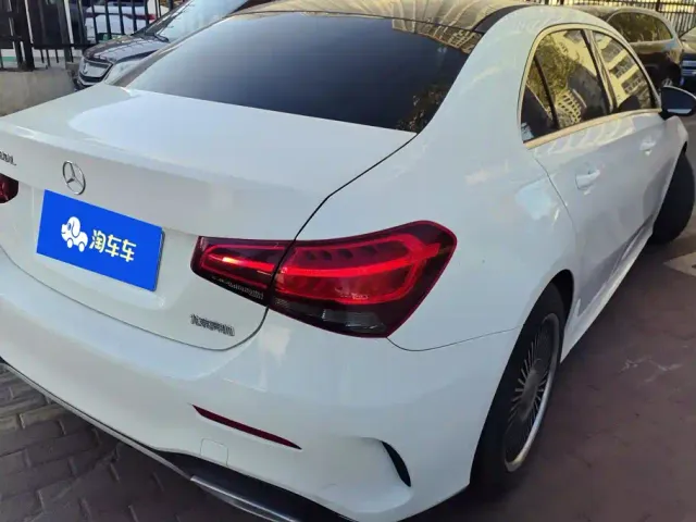 Mercedes-Benz A-Class — Фото автомобиля 3