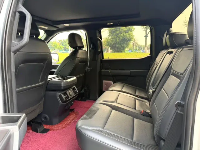 Ford F-150 Raptor — Фото автомобиля 6