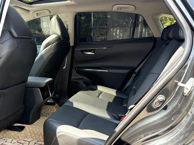 Toyota Venza — Фото автомобиля 11