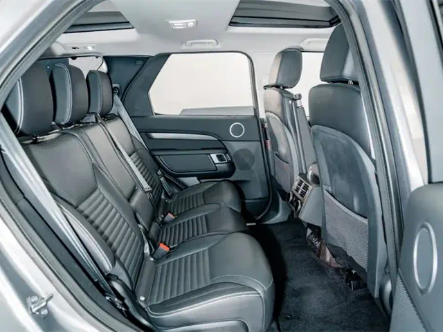 Land Rover Discovery — Фото автомобиля 22
