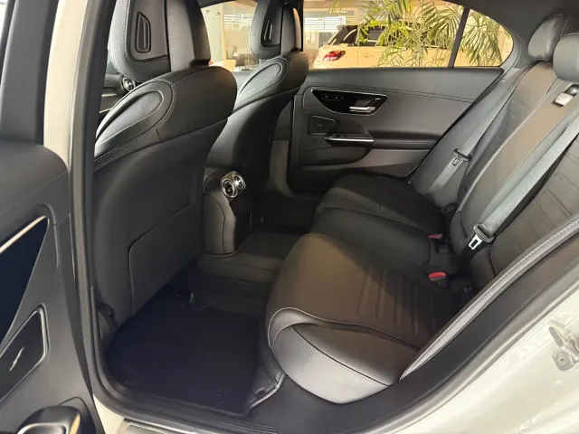 Mercedes-Benz C-Class — Фото автомобиля 7