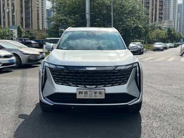 Geely Boyue L — Фото автомобиля 2