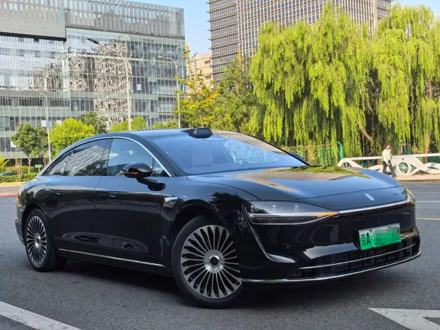 Stelato S9 — Фото автомобиля 3