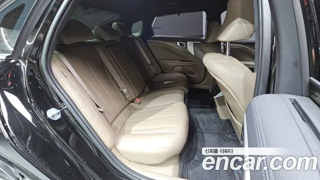 Kia K8 Hybrid — Фото автомобиля 17
