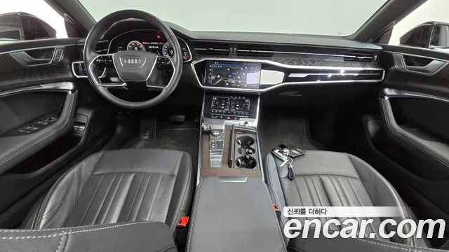 Audi A7 4K — Фото автомобиля 10