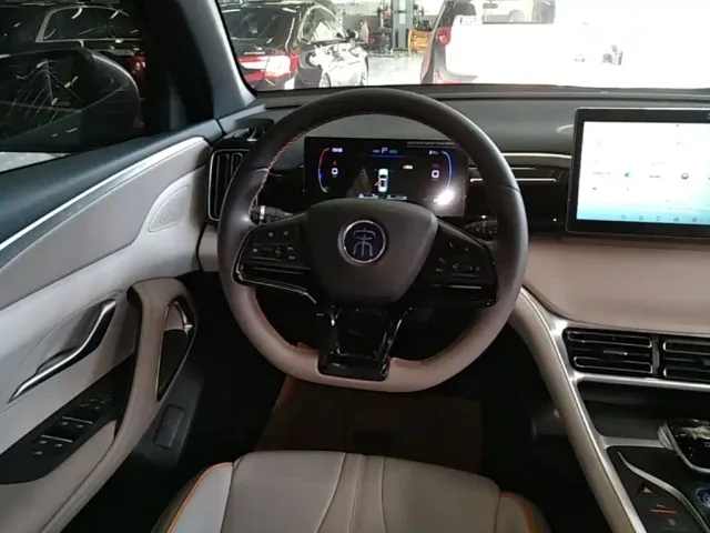 BYD Song Pro — Фото автомобиля 10