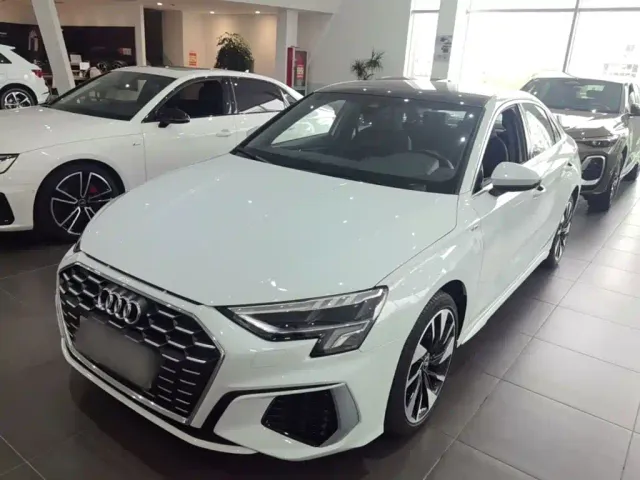 Фотография автомобиля — Audi A3