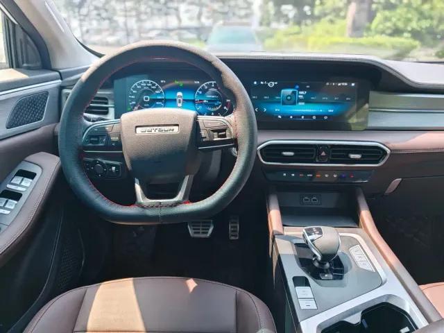 Jetour X90 Plus — Фото автомобиля 15